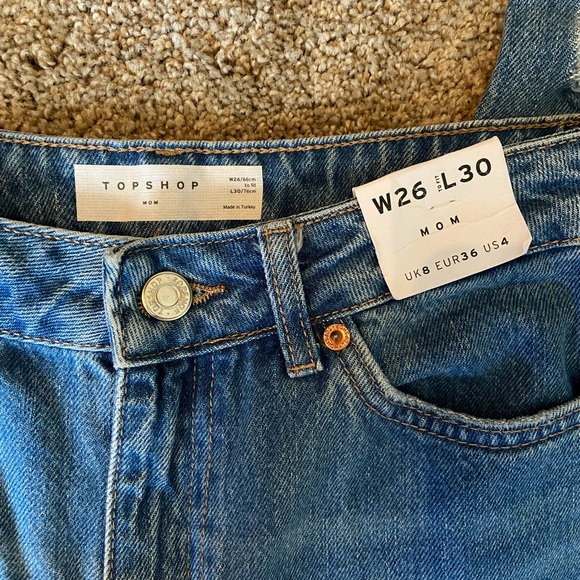 Top Shop High Waisted Tapered Leg Mom Jean New - Picture 4 of 5